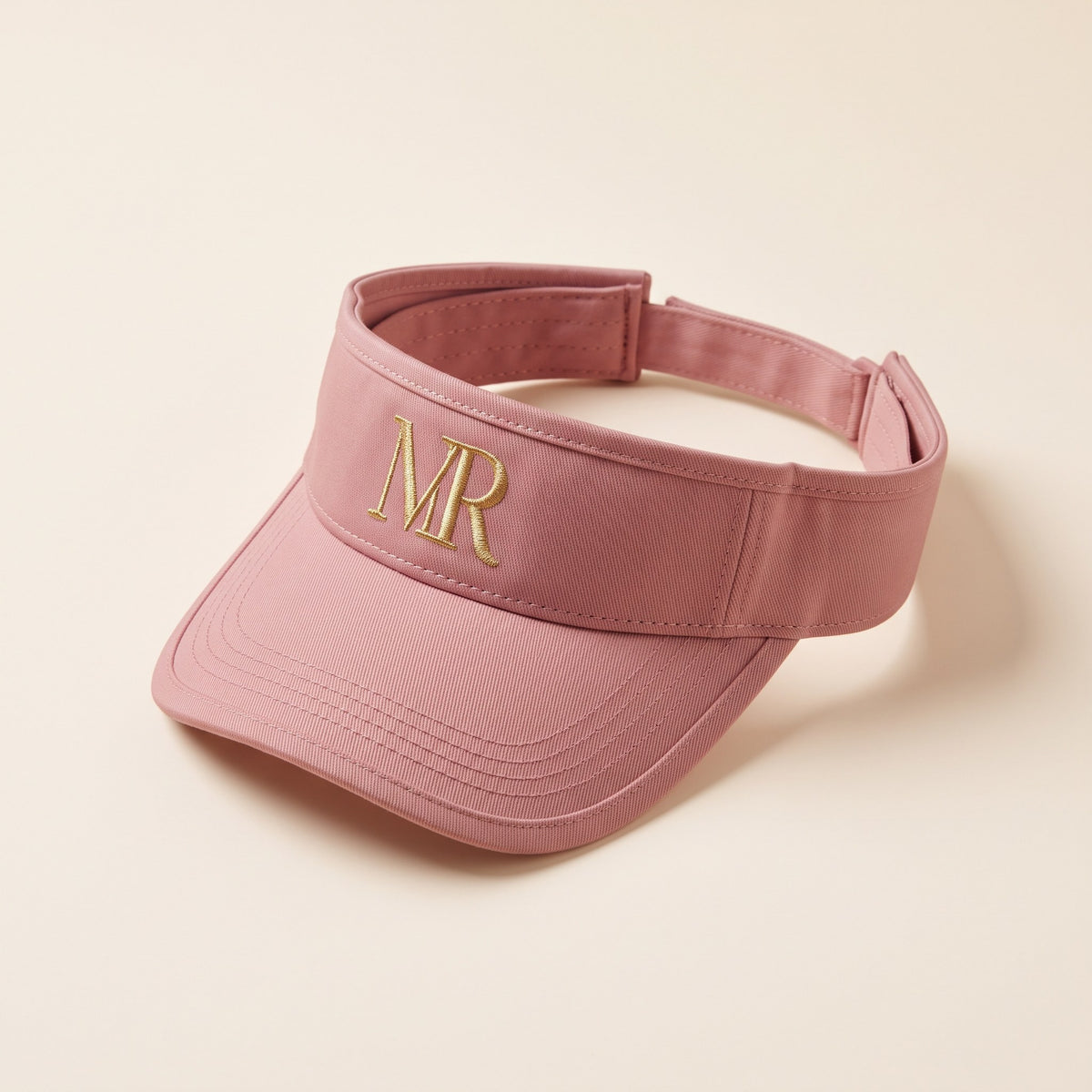 La Visière Revers Rose poudré, monogramme MR doré